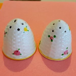 Cottagecore/Shabby Chic Vintage Beehive Salt & Pepper Shakers